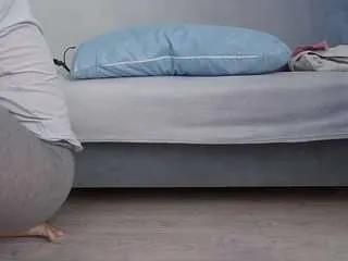 Freechat angelinaloves on CamSoda