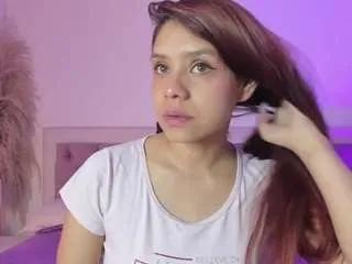 Freechat arianaa-collins on CamSoda