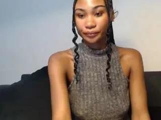 asianbaddie on CamSoda 