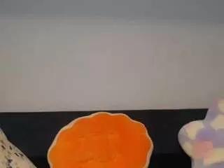 asianbaddie on CamSoda 