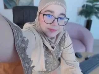 Offline aysa-khalaff on CamSoda