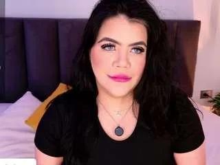 Freechat babeharmony on CamSoda