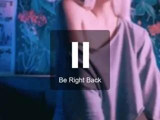 Offline babemostrella on CamSoda