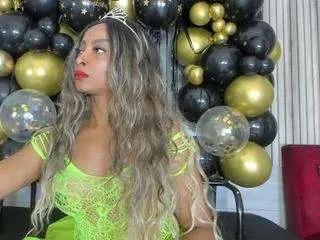 Freechat briannachelsea on CamSoda