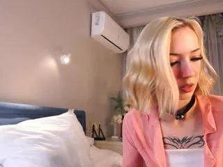 Freechat brimladcreswell on CamSoda
