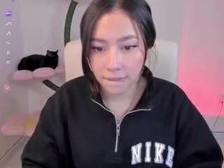 Offline bubble-gum on CamSoda