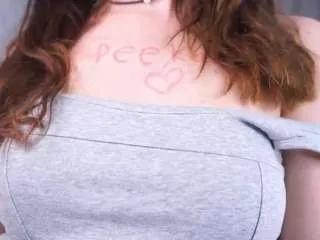 Freechat candy-leya on CamSoda