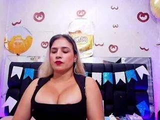 Offline carolina-foxx on CamSoda