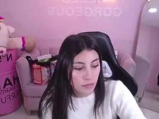 Offline carolina-moreno-a on CamSoda