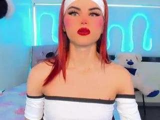 Freechat chloe-hot-xxx on CamSoda