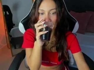 Offline cora22 on CamSoda