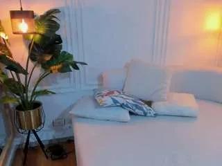 dafnne-hills — Cute face, dirty thoughts  I'll make you fall for every pink move I make. Slow strip with naughty looks  [Multi Goal]