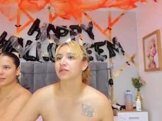 Freechat danna-reyes on CamSoda