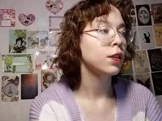 Offline edithblakeman on CamSoda