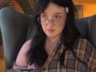 Away elliejay1 on CamSoda