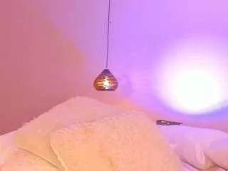 Offline emily-haan on CamSoda