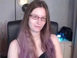 Offline emmatease94 on CamSoda