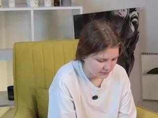 Offline ernestinamccanse on CamSoda