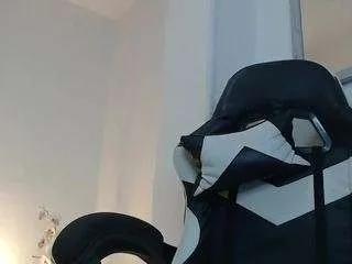 Offline evelin-leroy on CamSoda