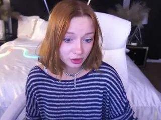 Offline foxymayy on CamSoda