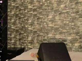 Offline golden-shamy on CamSoda