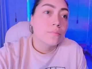 Freechat heidy-jhons on CamSoda