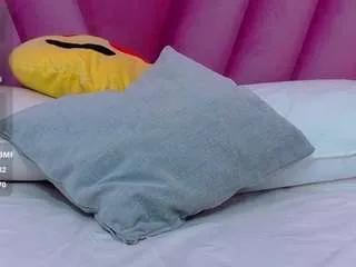 Offline hornybarelylegalgirl on CamSoda