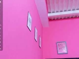 Freechat hot-littlechill on CamSoda