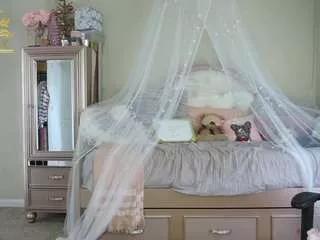 Offline jasminekay on CamSoda