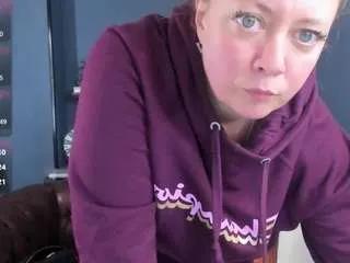 Offline jesicafoxi on CamSoda