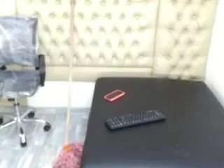 jessicahott01 — #showdildo  #assbig  #spankx10 [Fill The Tank Show]