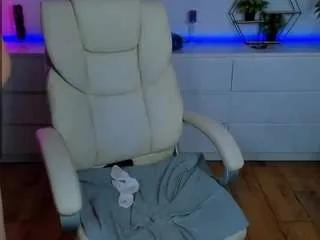 Freechat kamila-ice on CamSoda