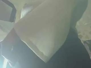 Freechat kazsandrah on CamSoda