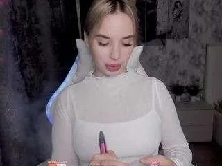 Offline kirakrox on CamSoda