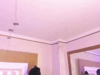 Freechat kristinels on CamSoda