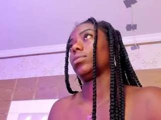 Freechat kristinels on CamSoda