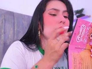 lara-giraldo on CamSoda 