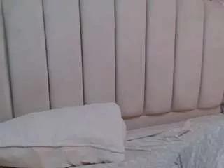 Offline laura-d on CamSoda