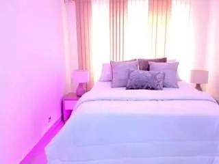 Offline leah-grey on CamSoda