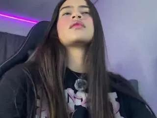 Offline lexiie-gray on CamSoda