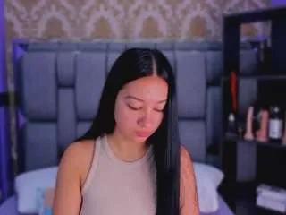 Offline lilapinky on CamSoda