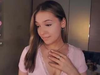 lillakirkpatrick — make my clit wet [53 tokens remaining]