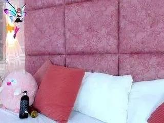 Offline lilyroxi on CamSoda