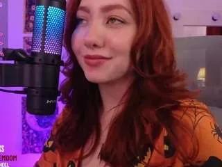 Offline lilyvelvet on CamSoda