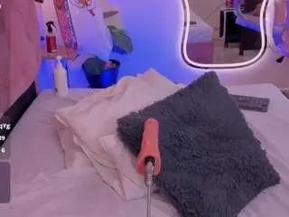 Offline lindarey-mr on CamSoda