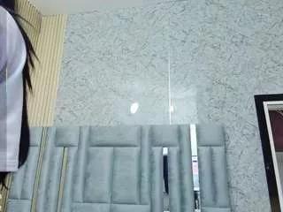 Freechat littleebluee on CamSoda