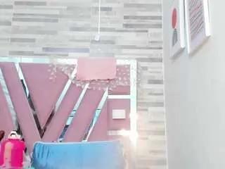 Offline lola-hornei on CamSoda