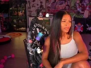 Offline lovenzia on CamSoda