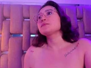 Offline lunapleasure on CamSoda