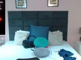 Freechat madisonjenner on CamSoda